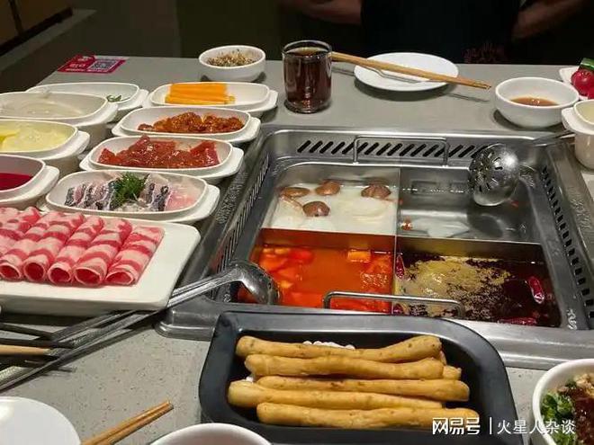 强:海底捞第14第一名在中国开出6820家门店j9九游会网址是什么2025全球餐饮品牌25(图2) 强:海底捞第14第一名在中国开出6820家门店j9九游会网址是什么2025全球餐饮品牌25(图2)